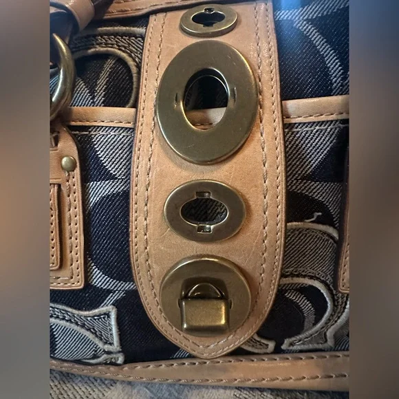 Authentic Coach Vintage Legacy Denim Sig. Medium Lily Handbag!! RARE - Picture 2 of 15